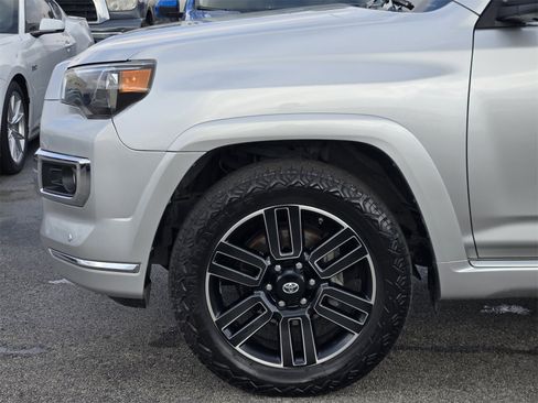 Used 2014 Toyota 4Runner Limited image 8