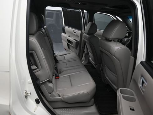 Used 2014 Honda Pilot Touring image 43