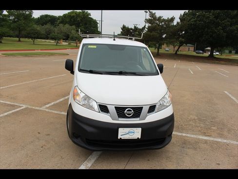 Used 2016 Nissan NV200 S FWD image 9
