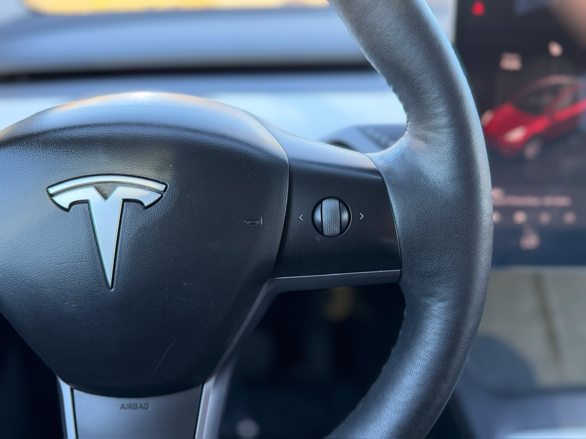 Used 2023 Tesla Model Y AWD image 34