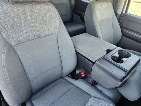 Certified 2023 Ford F150 XLT w/ FX4 Off-Road Package image 19