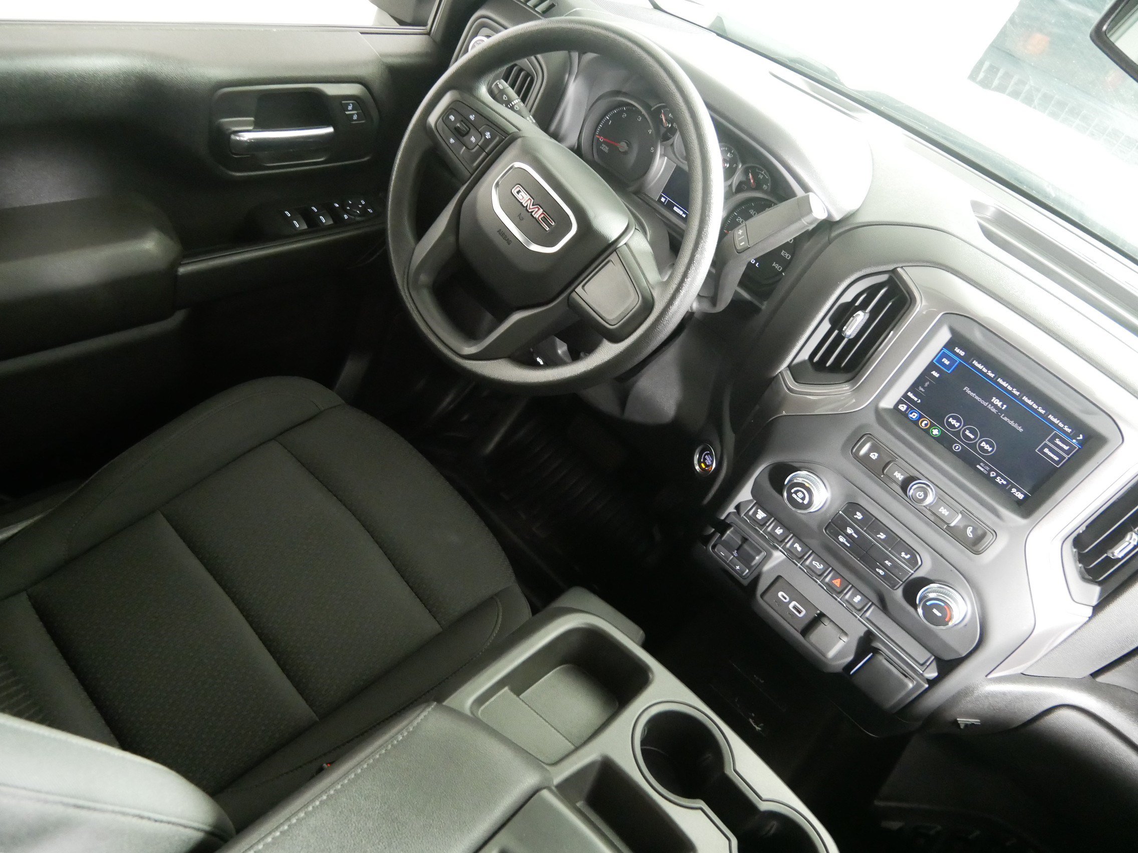 Used 2024 GMC Sierra 3500 Pro w/ 1SA Pro Safety Plus Package AWD/4WD image 9