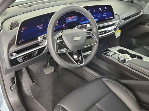 Certified 2024 Cadillac Lyriq Tech RWD image 18