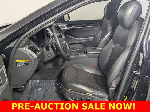 Used 2015 Hyundai Genesis 3.8 w/ Option Group 02 image 12