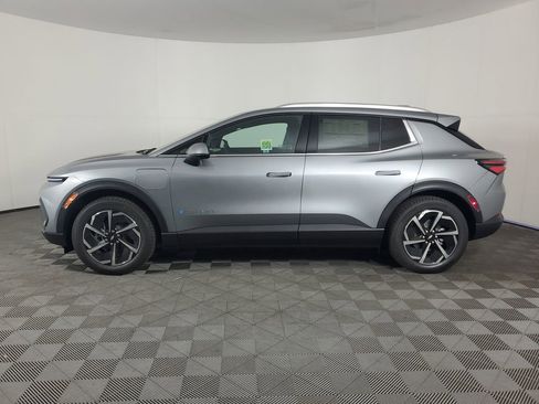 New 2026 Chevrolet Equinox EV LT image 7