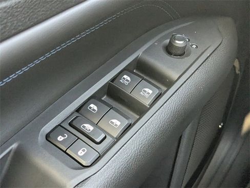 New 2026 Jeep Compass Latitude image 23