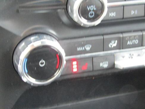 Certified 2022 Ford F150 XLT w/ Equipment Group 302A High image 27