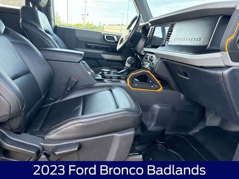 Used 2023 Ford Bronco Badlands AWD/4WD image 13