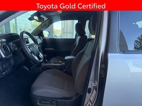 Certified 2023 Toyota Tacoma SR5 AWD/4WD image 22
