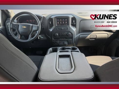 Used 2020 Chevrolet Silverado 2500 Custom w/ Custom Value Package AWD/4WD image 23