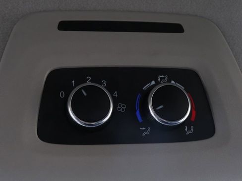 Used 2023 Ford Transit 350 XLT image 18