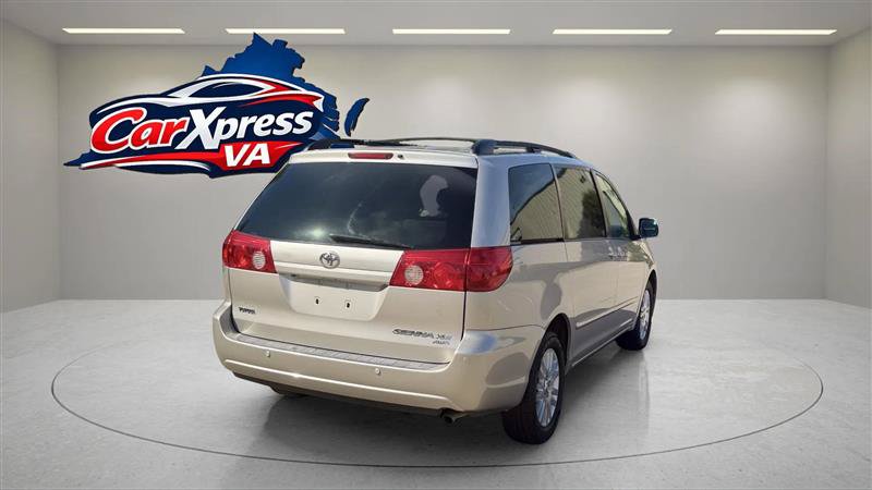 Used 2007 Toyota Sienna XLE AWD/4WD image 9