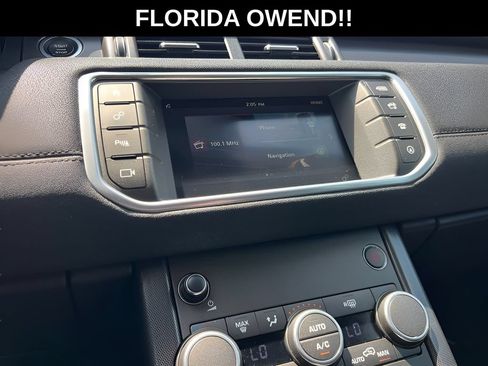 Used 2019 Land Rover Range Rover Evoque SE AWD/4WD image 41