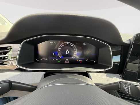 New 2025 Volkswagen Jetta SE image 14