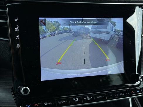 Used 2024 Jeep Wagoneer Series II w/ Flexible Seating Group AWD/4WD image 26