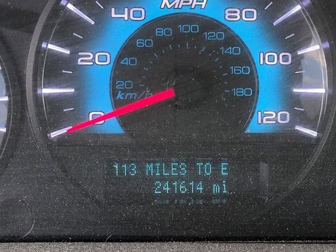 Used 2011 Ford Fusion SEL w/ 301A Rapid Spec Order Code FWD image 28