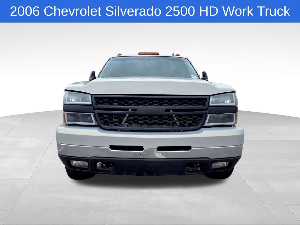 Used 2006 Chevrolet Silverado 2500 W/T w/ Skid Plate Package AWD/4WD image 9