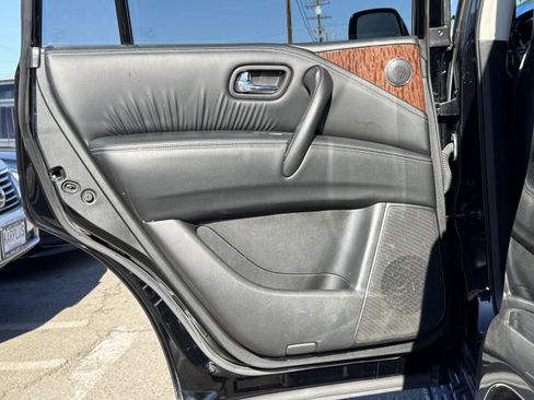 Used 2020 Nissan Armada SL w/ Premium Package image 20