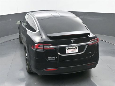 Used 2017 Tesla Model X 100D image 15