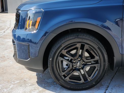Used 2024 Kia Telluride SX Prestige X-Line AWD/4WD image 9