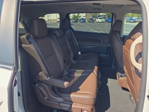 Used 2026 Honda Odyssey Touring image 29