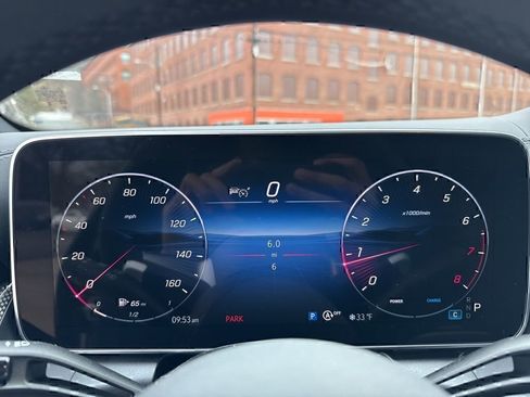 Certified 2026 Mercedes-Benz GLC 300 4MATIC image 17