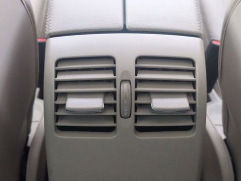 Used 2015 Mercedes-Benz E 400 Coupe image 22