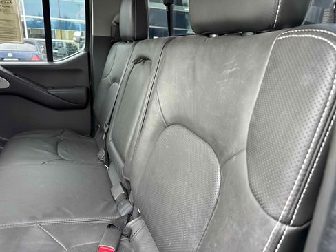 Used 2020 Nissan Frontier PRO-4X w/ Pro-4x Utility Package image 20