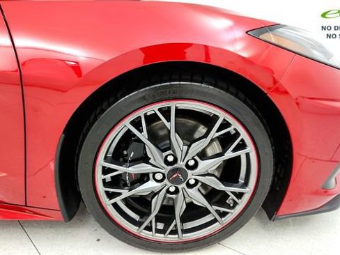 Used 2024 Chevrolet Corvette Stingray Preferred Conv w/ Z51 Performance Package RWD image 21