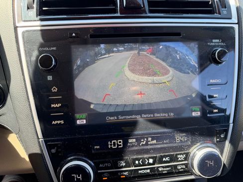 Used 2019 Subaru Outback 2.5i Limited image 31