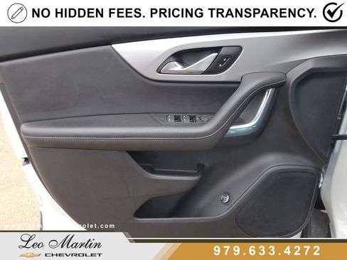 Used 2022 Chevrolet Blazer LT FWD image 17