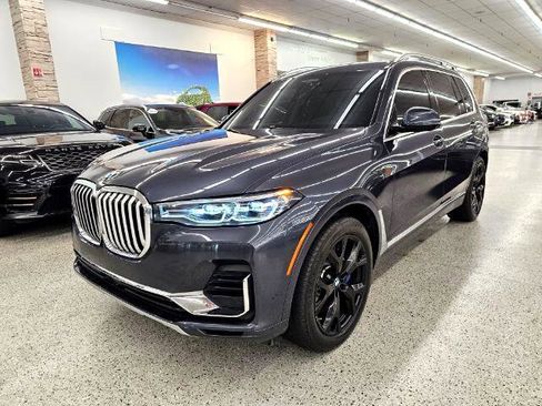 Used 2019 BMW X7 xDrive50i w/ Premium Package image 1