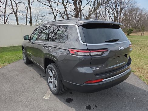 New 2026 Jeep Grand Cherokee L Limited AWD/4WD image 12