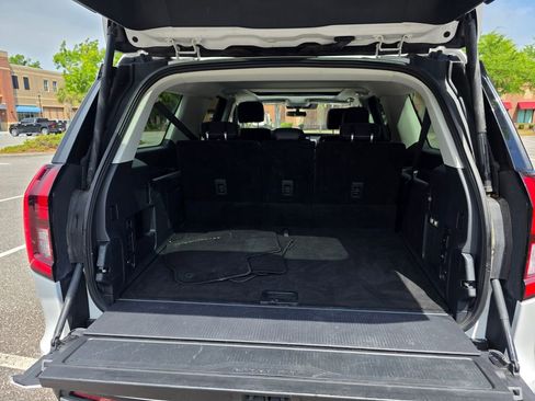 Used 2025 Ford Expedition Max Platinum AWD/4WD image 34