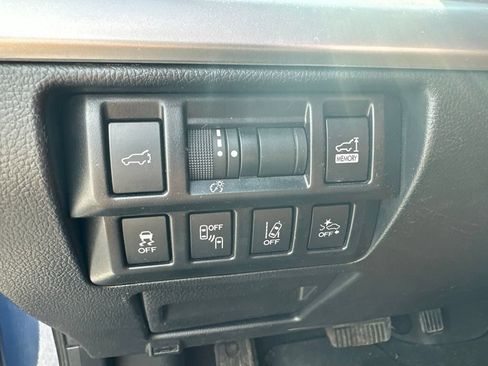 Used 2019 Subaru Outback 2.5i Limited AWD/4WD image 13