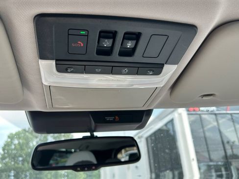 Used 2023 Mitsubishi Outlander SE AWD/4WD image 36