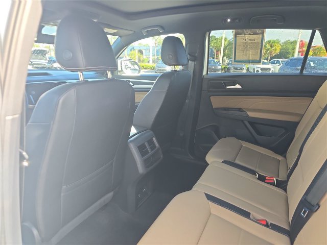 Used 2023 Volkswagen Atlas Cross Sport SE FWD image 12