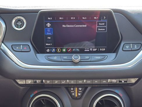 Used 2022 Chevrolet Blazer LT FWD image 19