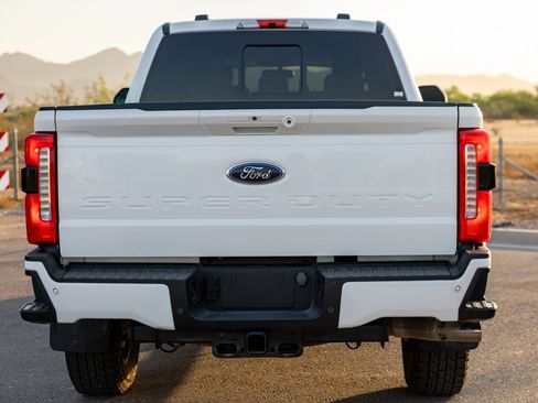 Used 2023 Ford F250 Lariat w/ Lariat Ultimate Package AWD/4WD image 11