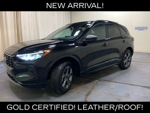 Used 2024 Ford Escape ST-Line w/ Tech Pack #1 AWD/4WD image 7