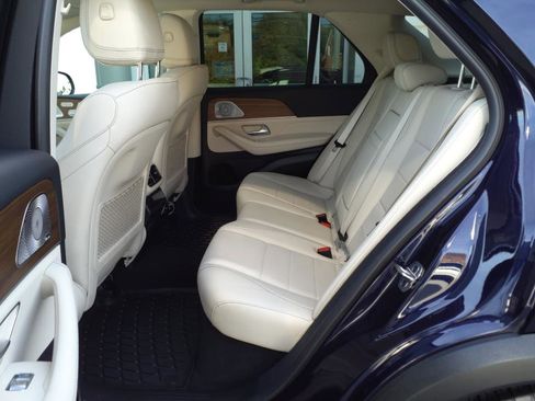 Used 2022 Mercedes-Benz GLE 350 4MATIC image 12