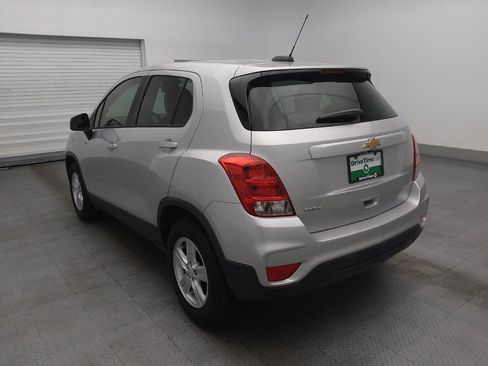 Used 2020 Chevrolet Trax LS FWD image 5