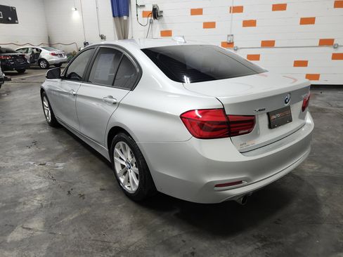 Used 2016 BMW 320i xDrive Sedan image 12