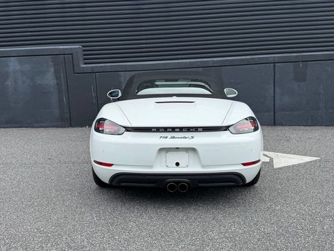Certified 2017 Porsche 718 Boxster S RWD image 9