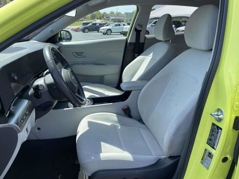Used 2024 Hyundai Kona SEL FWD image 17