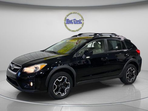 Used 2015 Subaru Crosstrek 2.0i Premium w/ Moonroof Package AWD/4WD image 1