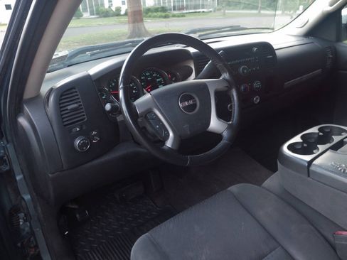Used 2009 GMC Sierra 1500 SLE w/ Power Pack Plus AWD/4WD image 7