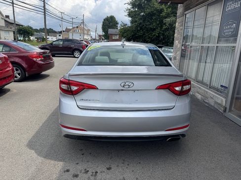 Used 2016 Hyundai Sonata SE FWD image 4