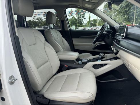 Used 2020 Kia Telluride S w/ S 8 Passenger Seating Package image 16