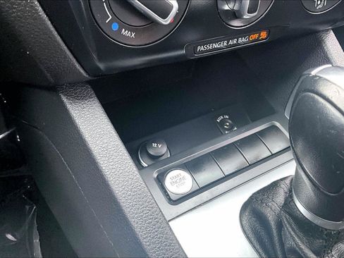 Used 2014 Volkswagen Jetta SE FWD image 14